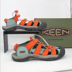 Keen Newport Boundless Granite Green Scarlet Youth Slip On Sandals - Size 7Y